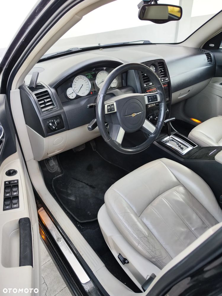Chrysler 300C 3.5 V6 AWD - 9