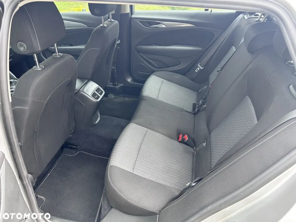 Opel Insignia Grand Sport 1.6 Diesel Business Edition - 18