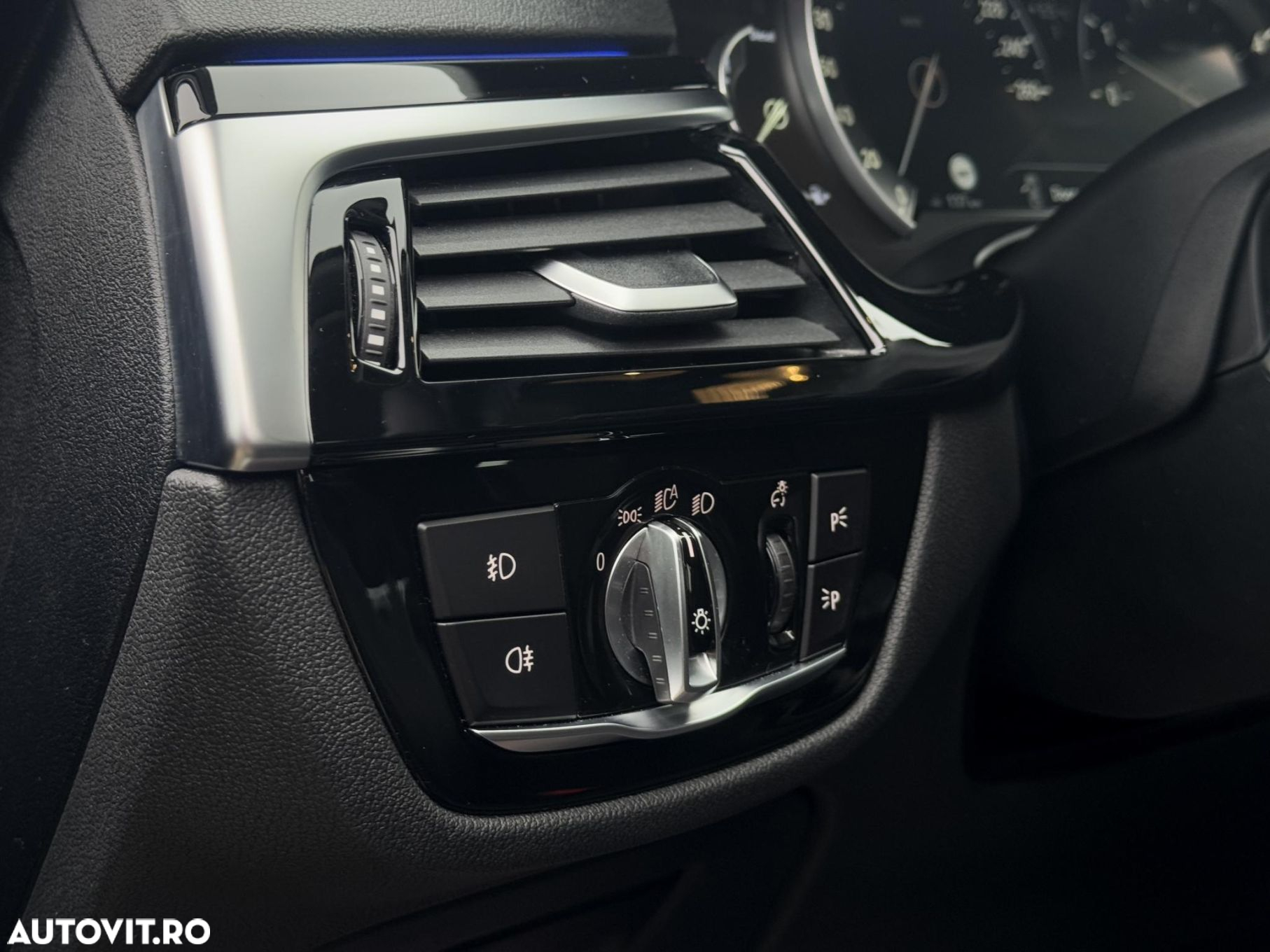 BMW Seria 5 - 32