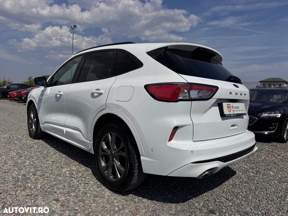 Ford Kuga 2.5 Duratec PHEV ST-LINE - 4