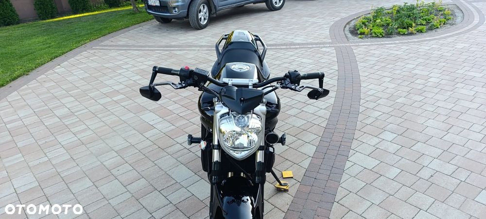 Yamaha FZ6 - 8