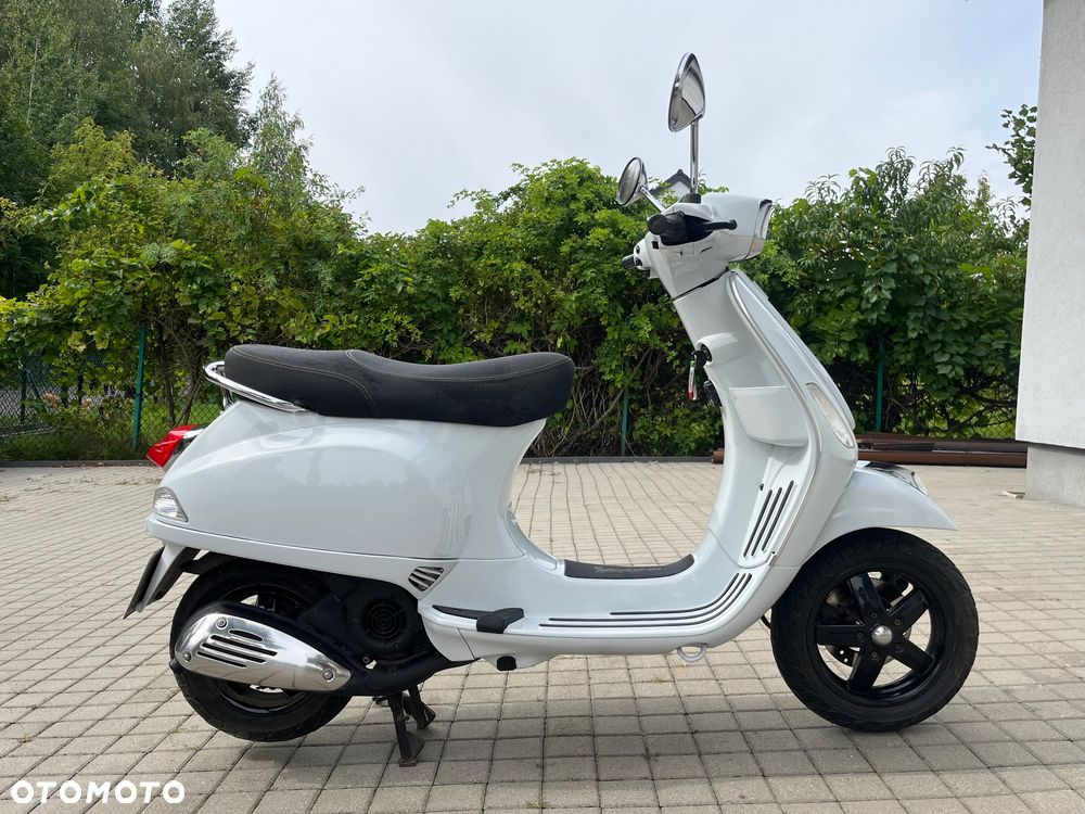 Piaggio Vespa - 5