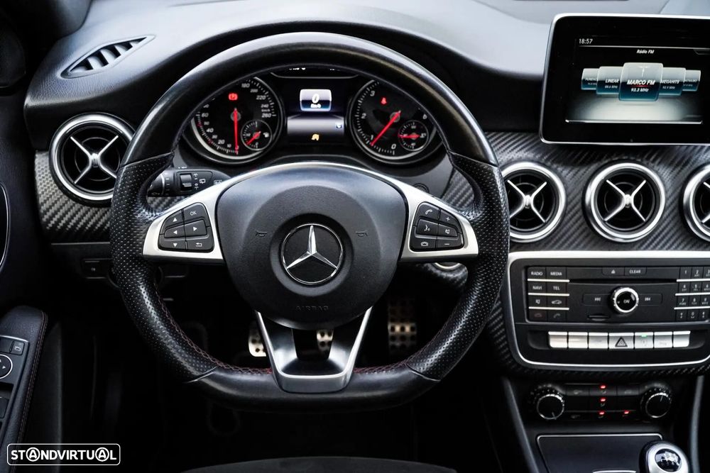 Mercedes-Benz A 180 d AMG Line - 17