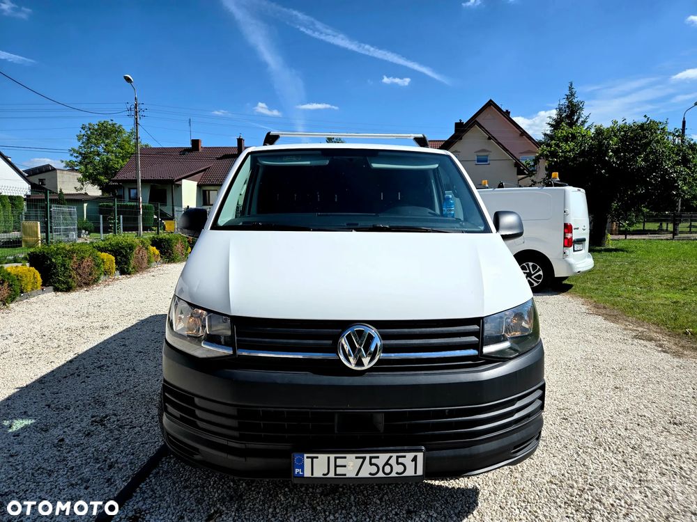 Volkswagen Transporter - 4