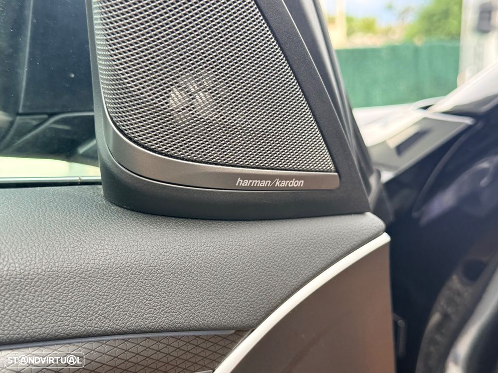 BMW 530 e Pack Desportivo M - 4