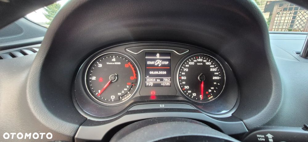 Audi A3 Sportback 2.0 TDI (clean diesel) S tronic S line Sportpaket - 37