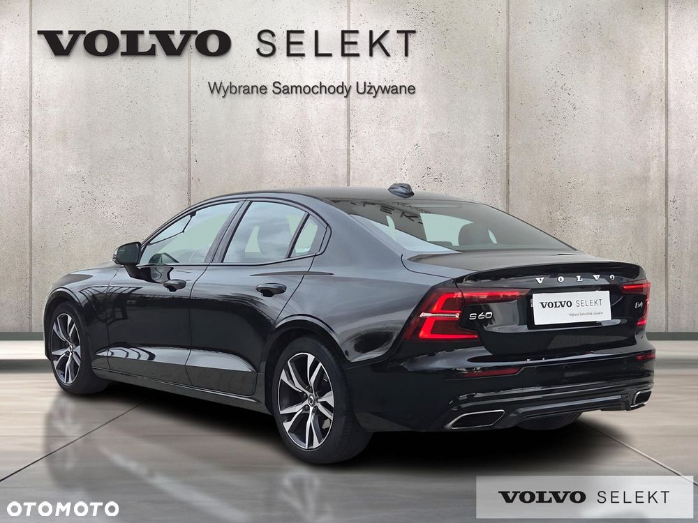 Volvo S60 B4 B R-Design - 3