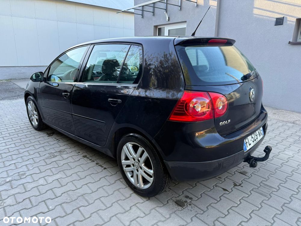 Volkswagen Golf 1.9 TDI DPF Comfortline - 8