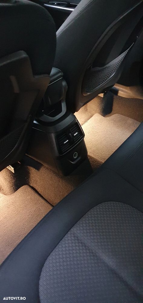 BMW Seria 2 216d Sport Line - 4