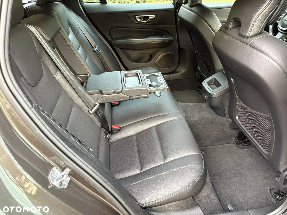 Volvo V60 - 15