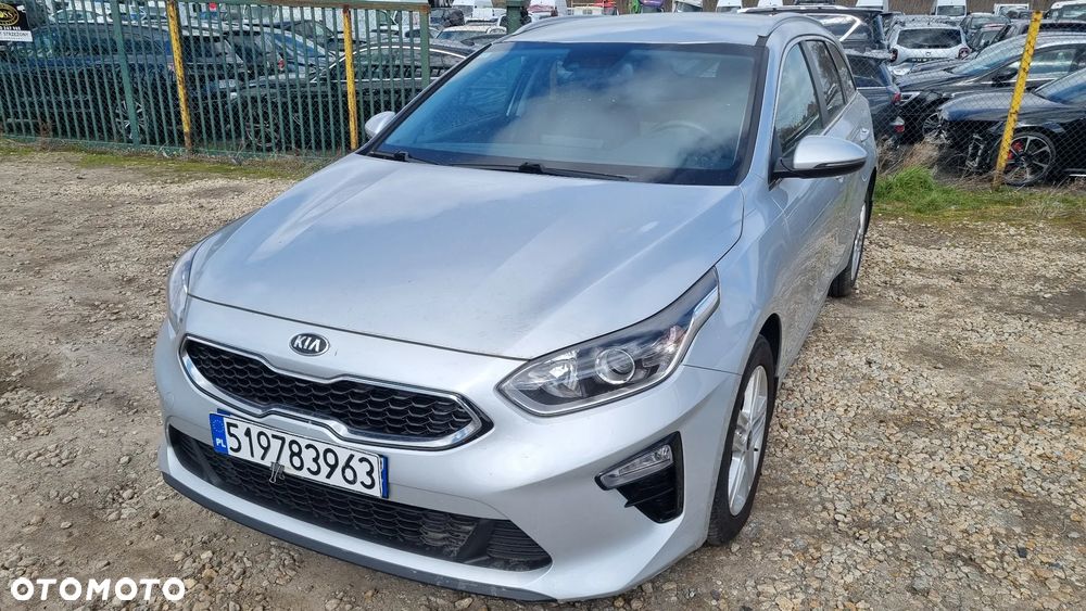 Kia Ceed 1.6 CRDi (48V Mild-Hybrid) Spirit - 3