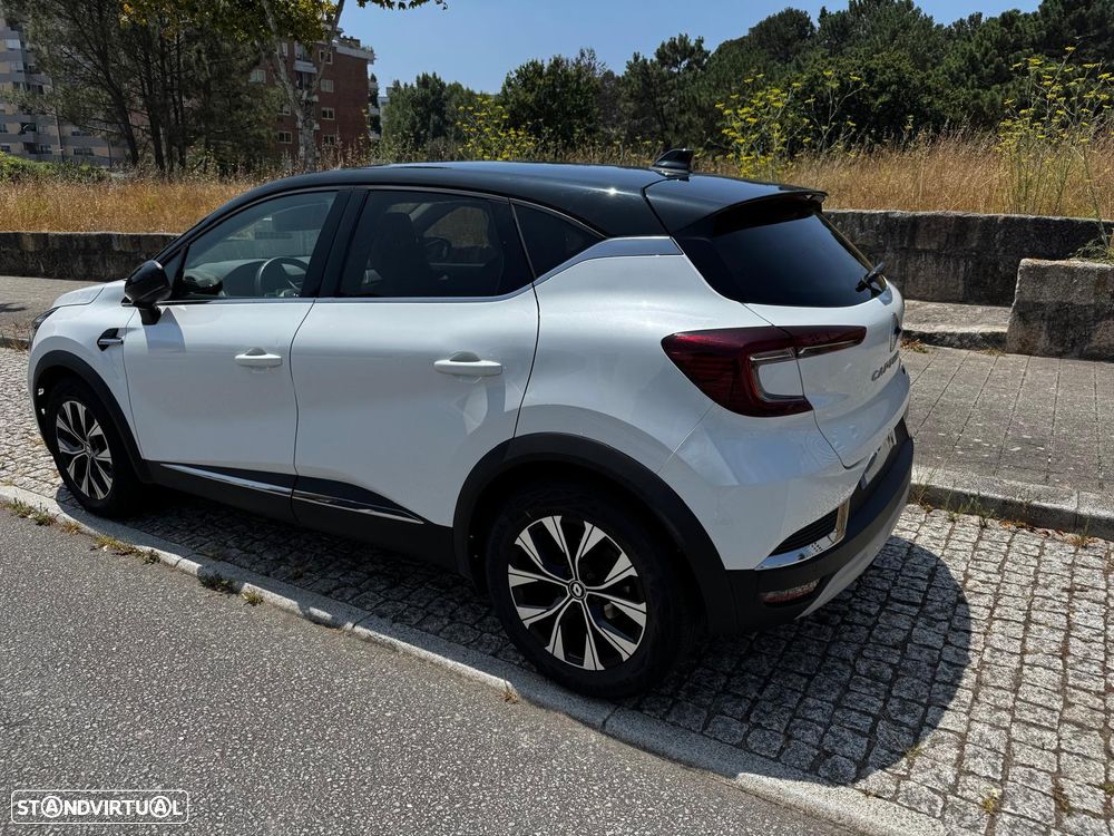 Renault Captur 1.6 E-Tech Full Hybrid Evolution — fotografia 3