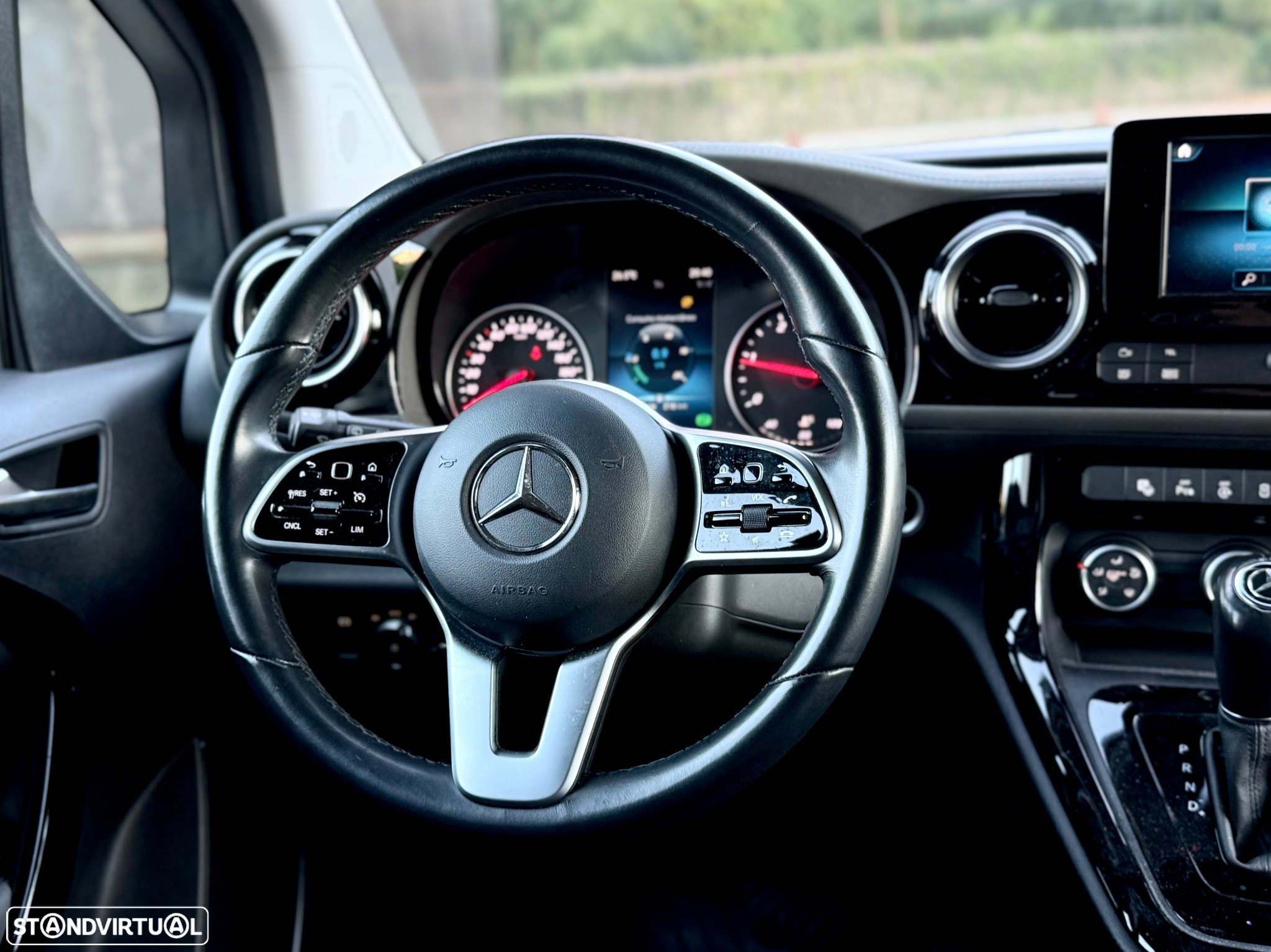 Mercedes-Benz T 180 - 18