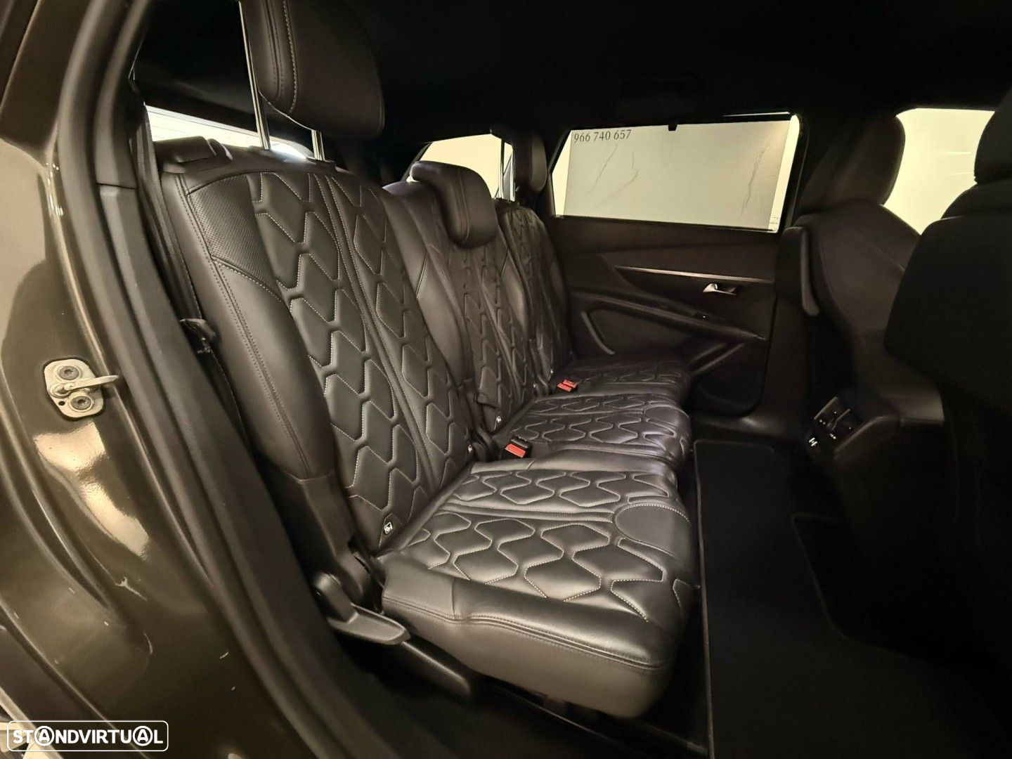 Peugeot 5008 1.5 BlueHDi GT EAT8 - 30