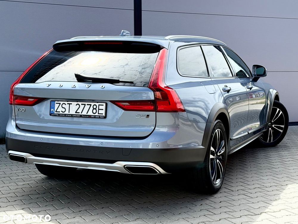 Volvo V90 Cross Country D5 AWD - 16