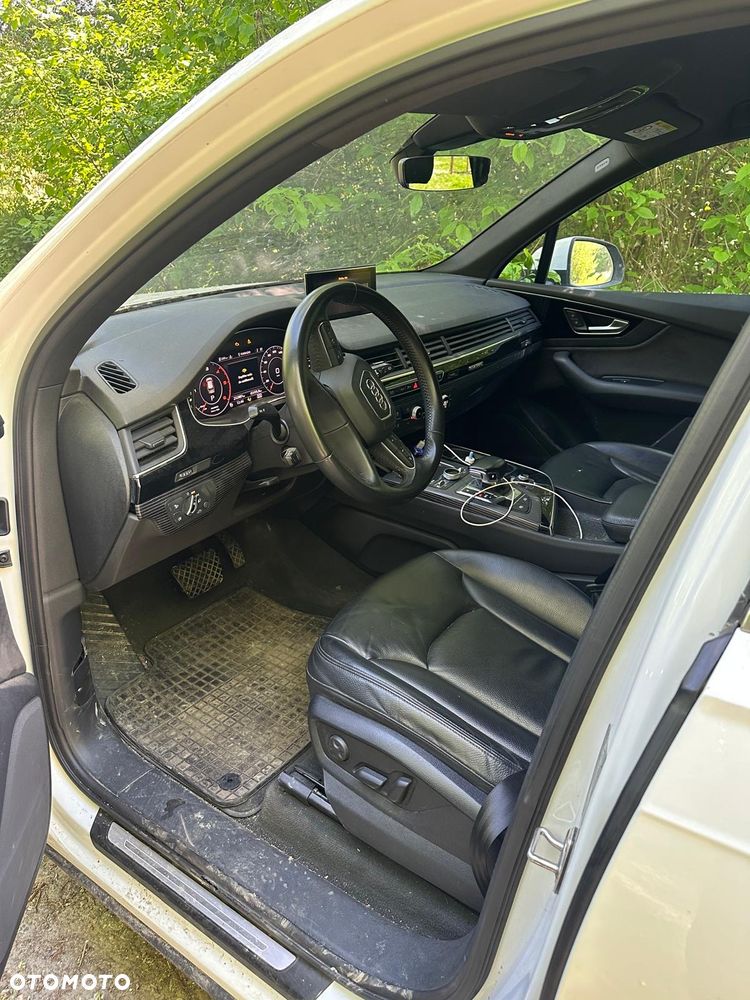 Audi Q7 3.0 TDI Quattro Tiptronic - 6