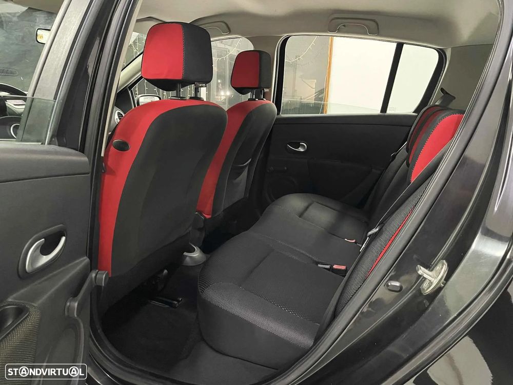 Renault Clio 1.2 16V Rip Curl - 29