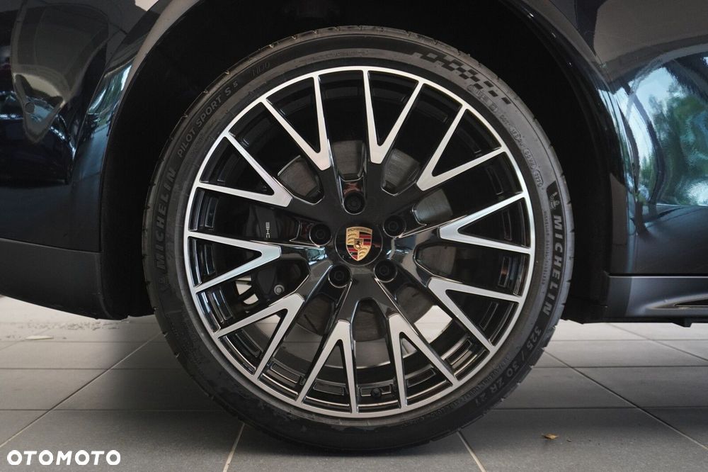 Porsche Panamera - 10
