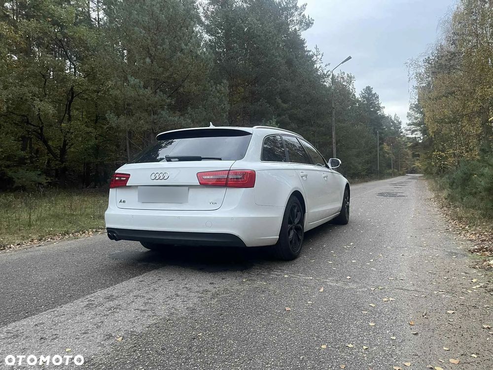Audi A6 Avant - 13