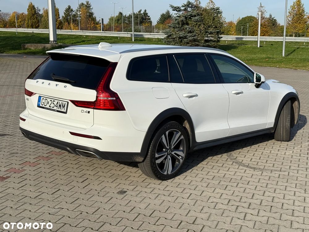 Volvo V60 Cross Country Pro D4 AWD - 8
