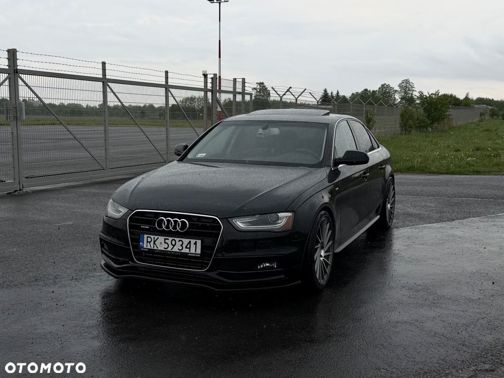 Audi A4 Limousine - 1
