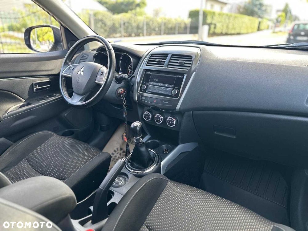 Mitsubishi ASX - 9