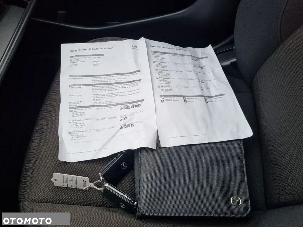 Mazda 3 SKYACTIV-G 2.0 M-Hybrid DRIVE - 26