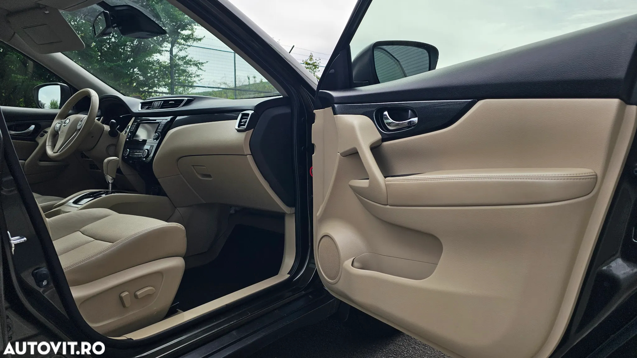 Nissan X-Trail 1.6 dCi Xtronic Tekna - 11