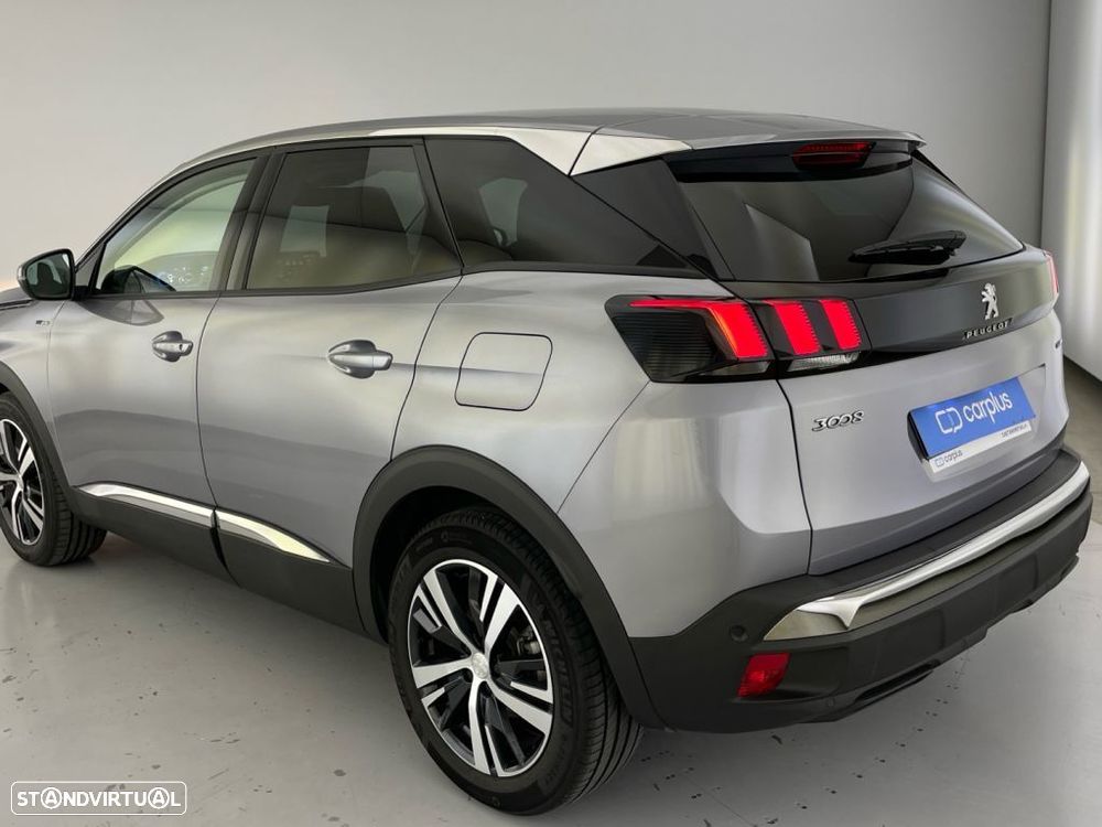 Peugeot 3008 1.6 Hybrid Allure e-EAT8 — fotografia 25