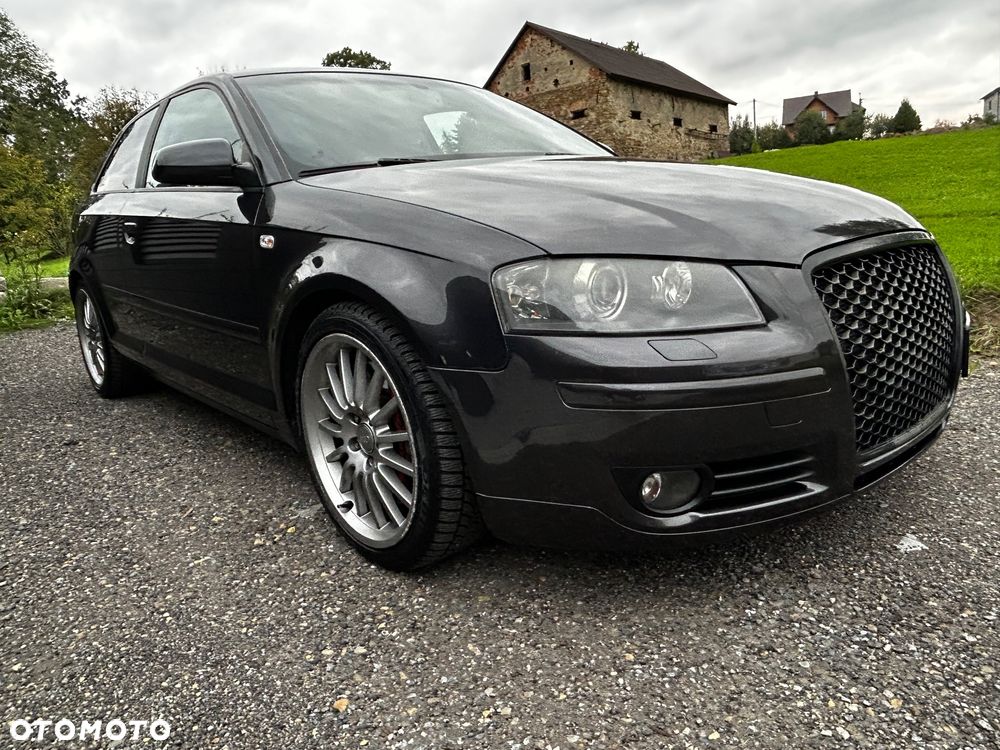 Audi A3 2.0 TFSI quattro Ambition - 2