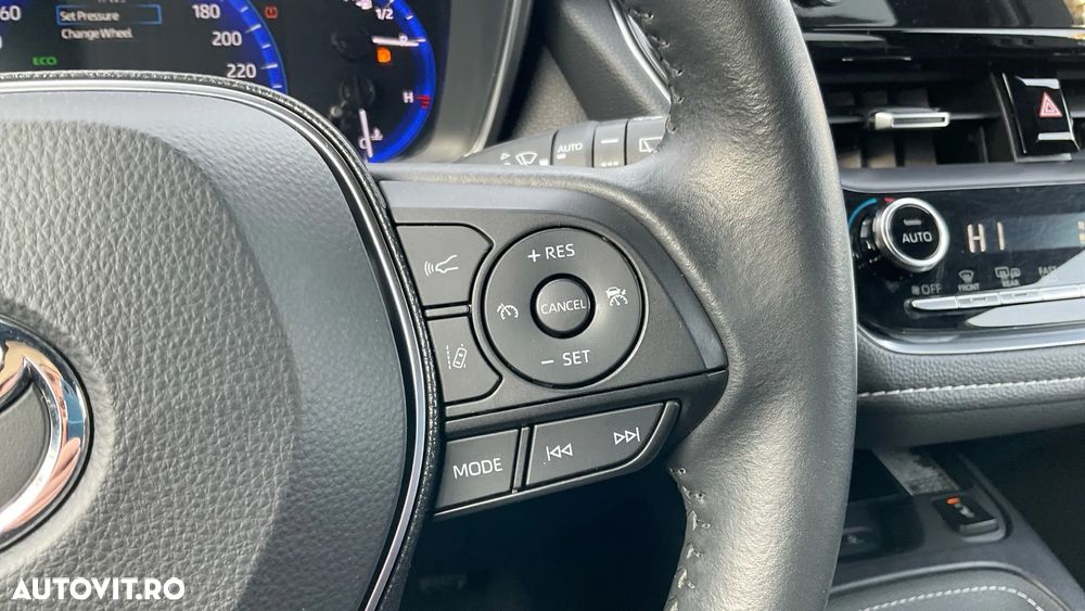 Toyota Corolla 1.8 Hybrid Touring Sports - 27