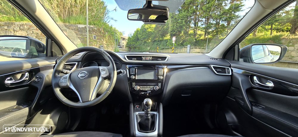 Nissan Qashqai 1.5 dCi N-Connecta - 16