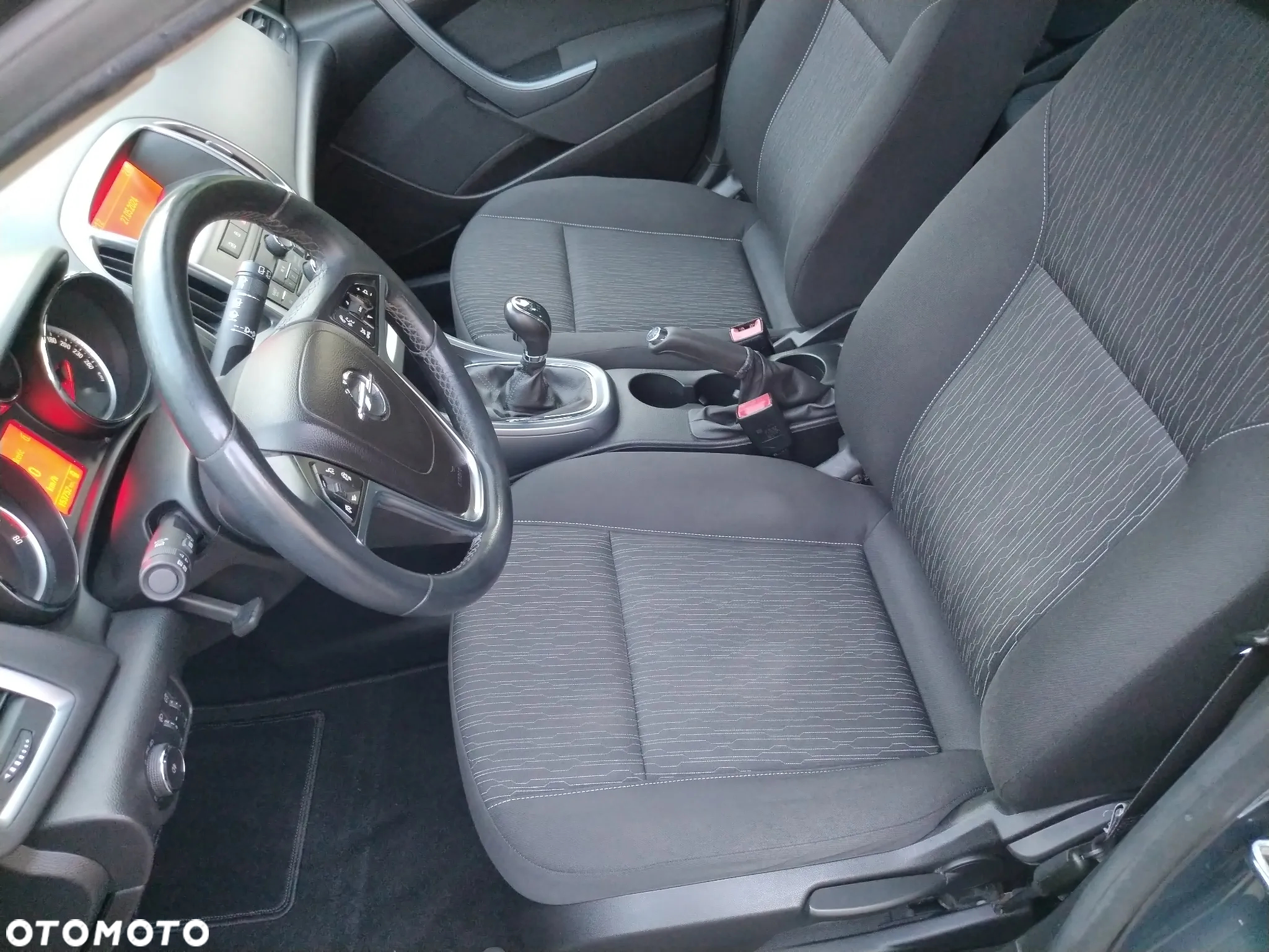 Opel Astra 1.4 Turbo Edition - 17