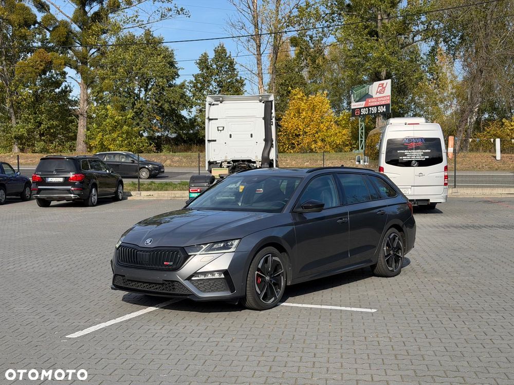 Skoda Octavia 2.0 TDI DSG RS Plus - 25