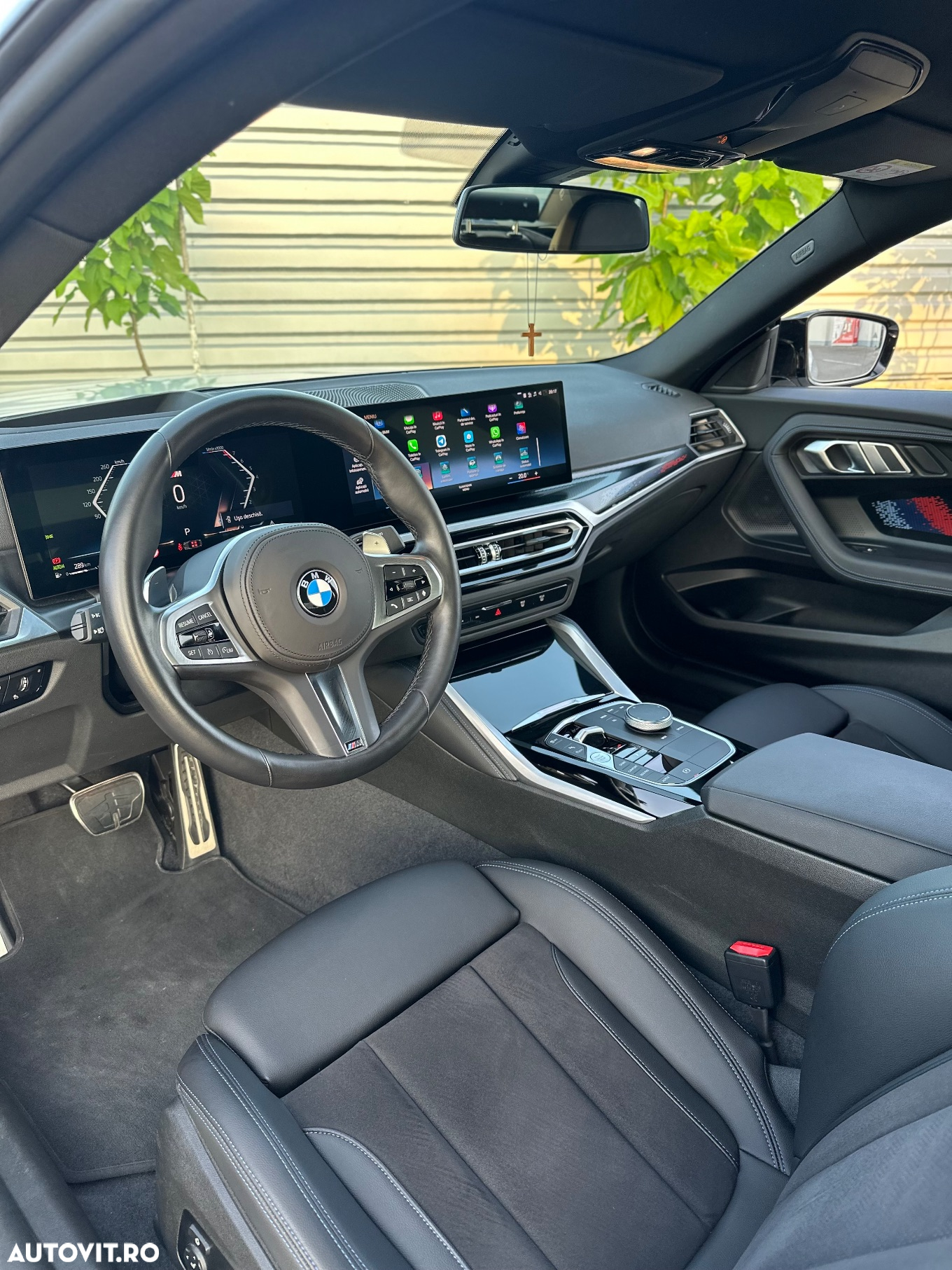 BMW M2 M240i xDrive AT - 11