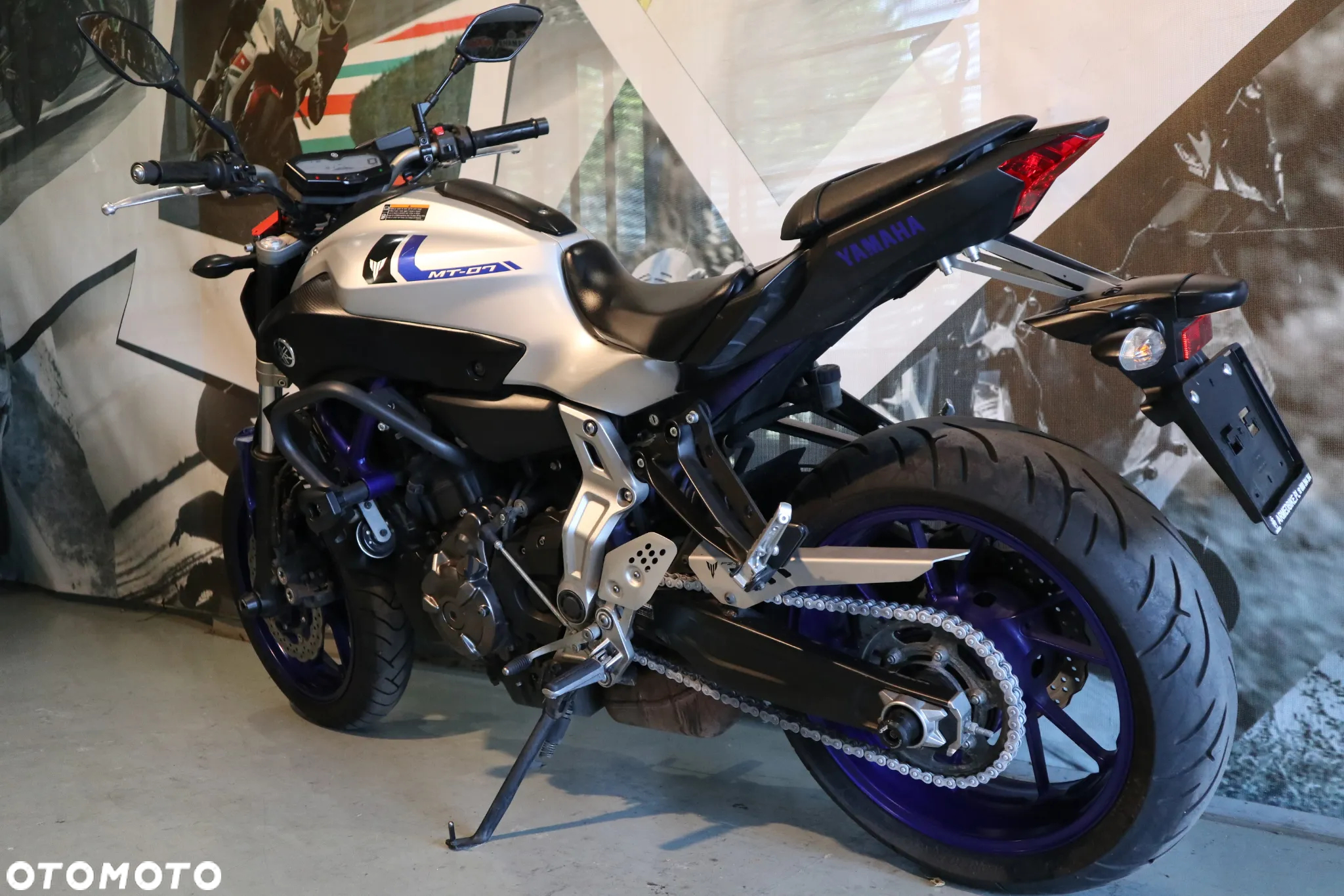 Yamaha MT - 6
