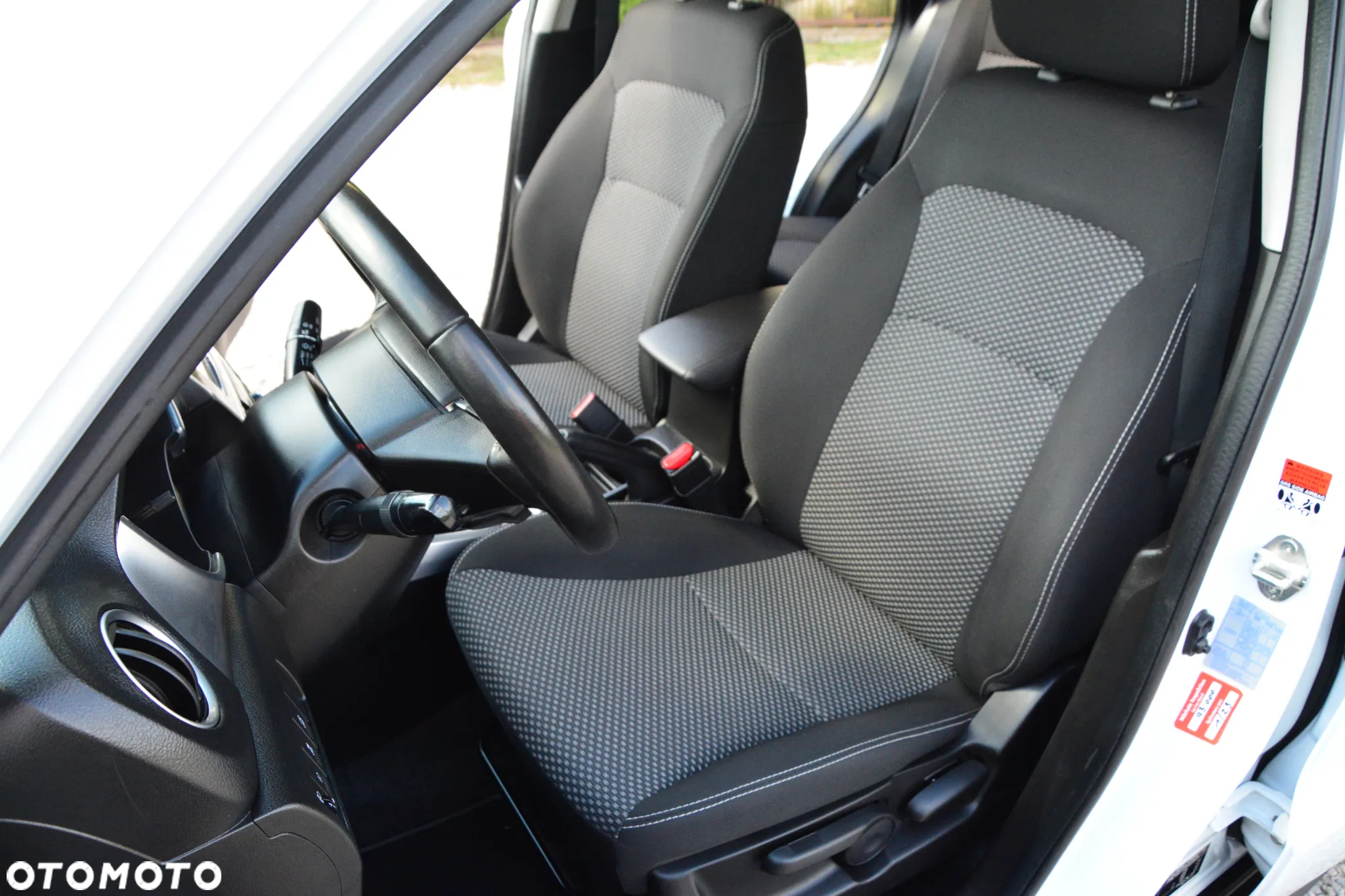 Suzuki Vitara 1.6 Premium 2WD - 27