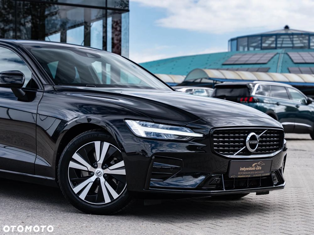 Volvo S60 B4 B DKG Plus Dark - 9