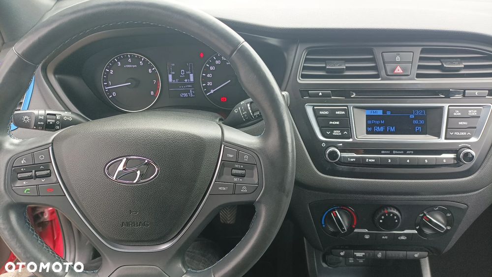 Hyundai i20 1.2 Fresh - 23