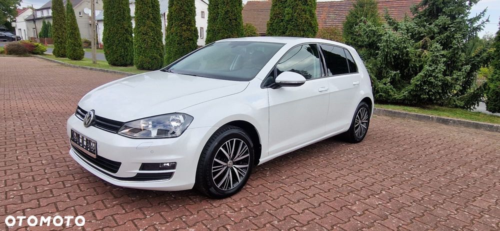 Volkswagen Golf 1.2 TSI BlueMotion Technology DSG Allstar - 1