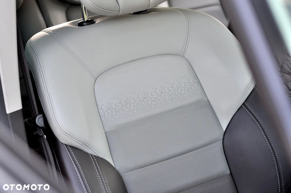 Renault Espace 1.6 dCi Energy Initiale Paris EDC 7os - 15