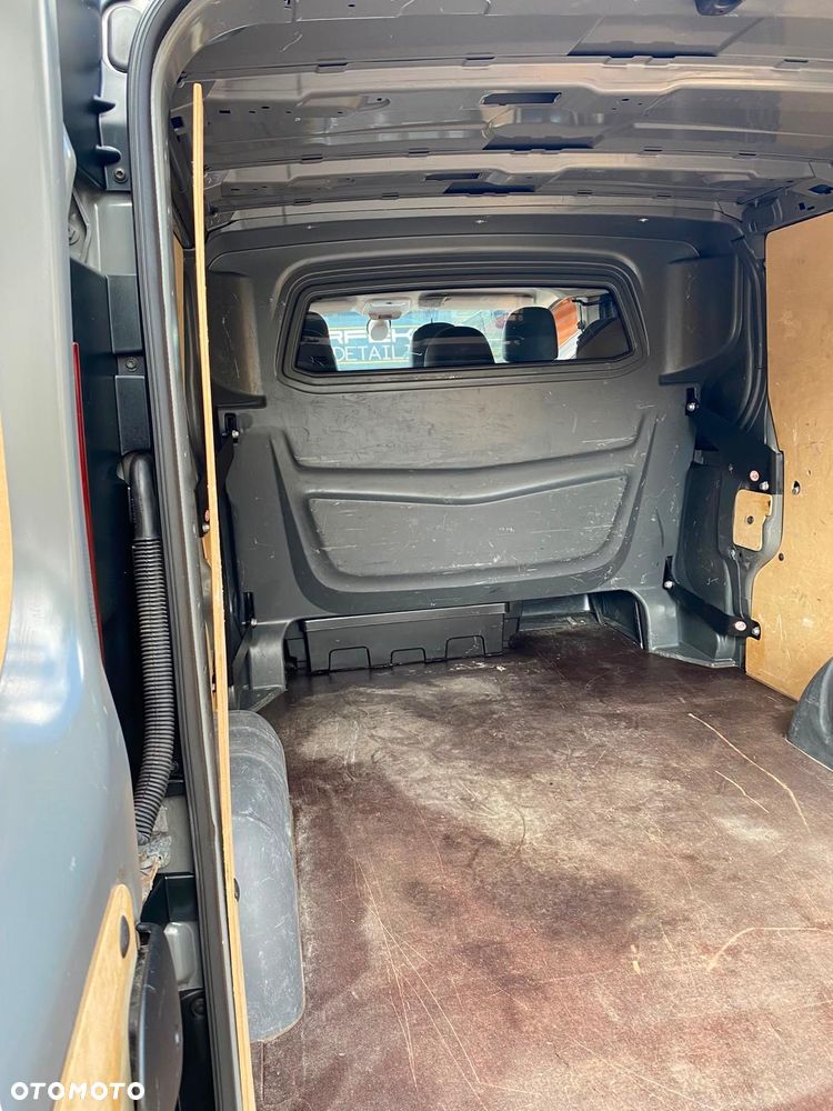 Renault Trafic L2H1 2,9t Business - 18