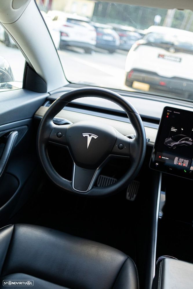 Tesla Model 3 Long-Range Dual Motor AWD - 2