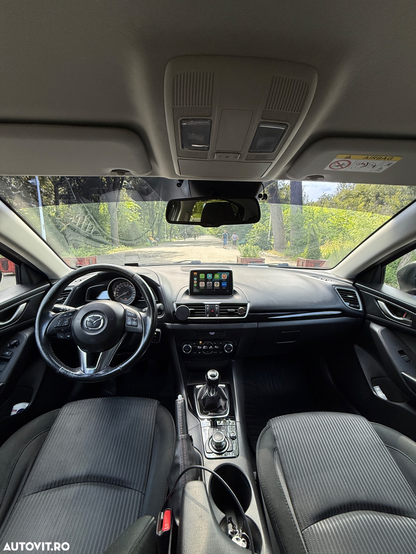 Mazda 3 G120 Attraction - 11