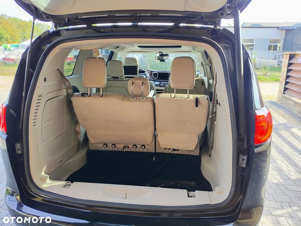 Chrysler Pacifica - 13