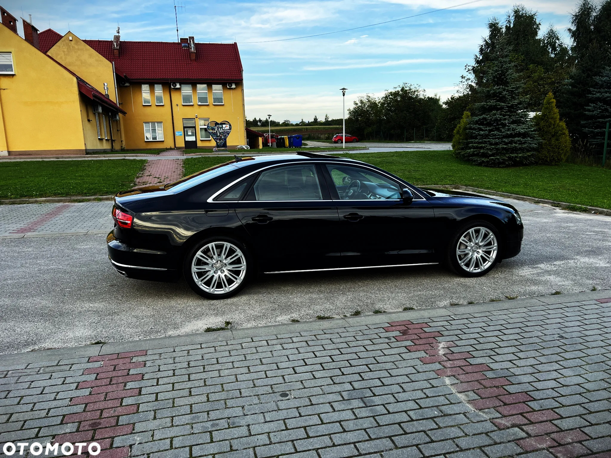 Audi A8 4.2 TDI DPF (clean diesel) quattro tiptronic - 3