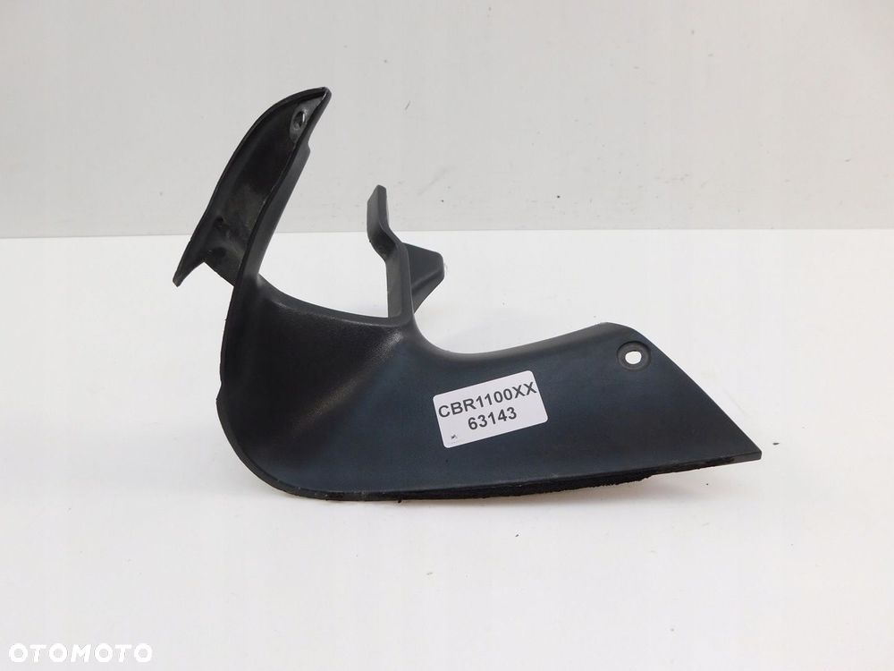 HONDA CBR 1100XX WYPEŁNIENIE LEWE - 2