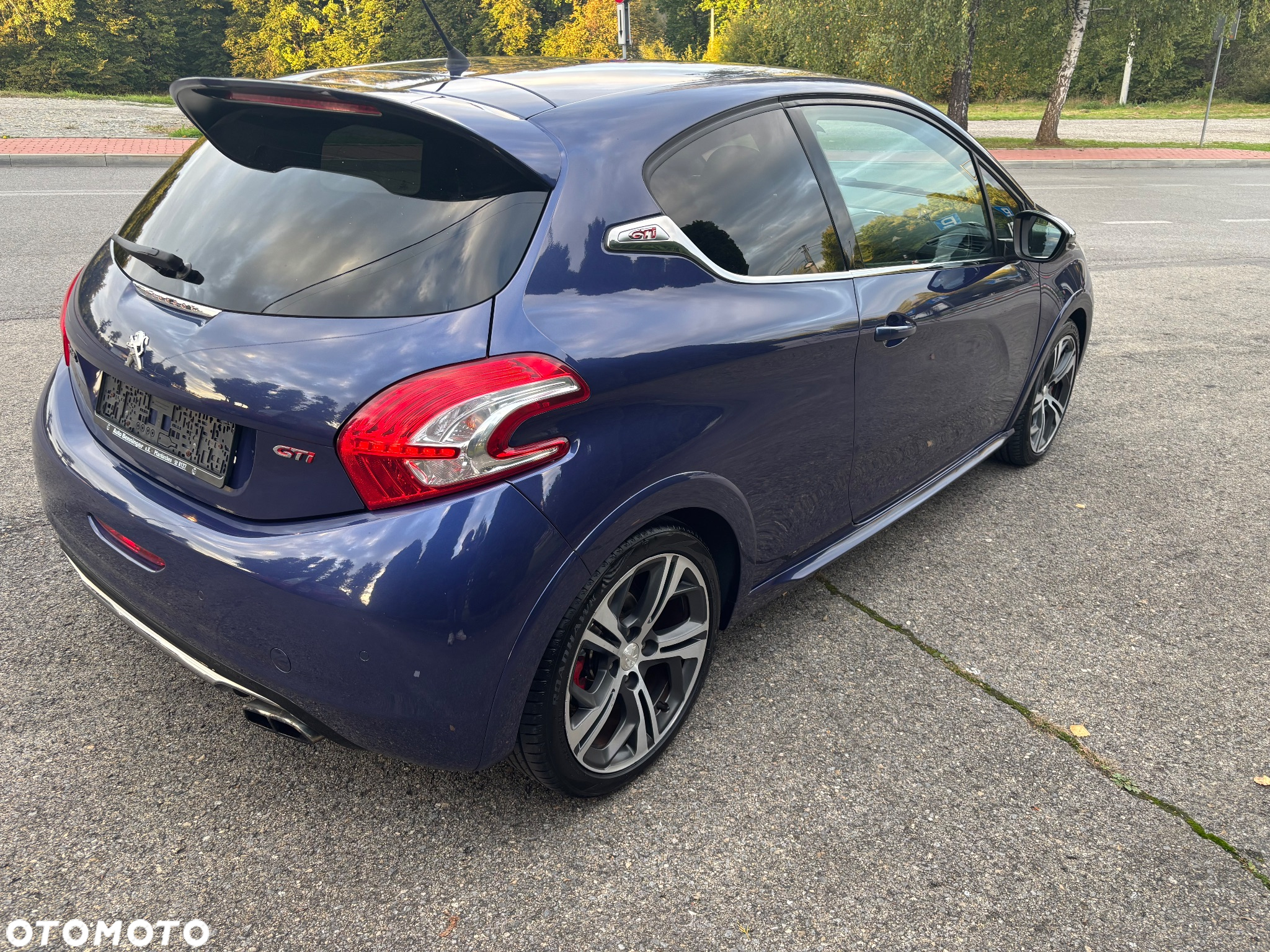 Peugeot 208 1.6 THP GTi - 17