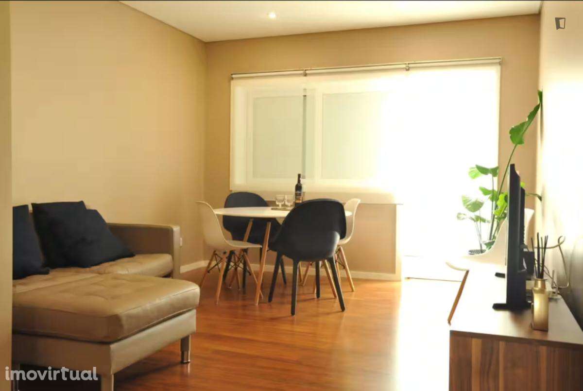 Apartamento com 2 quartos - localizado em Ramalde Porto - Grande imagem: 5/21