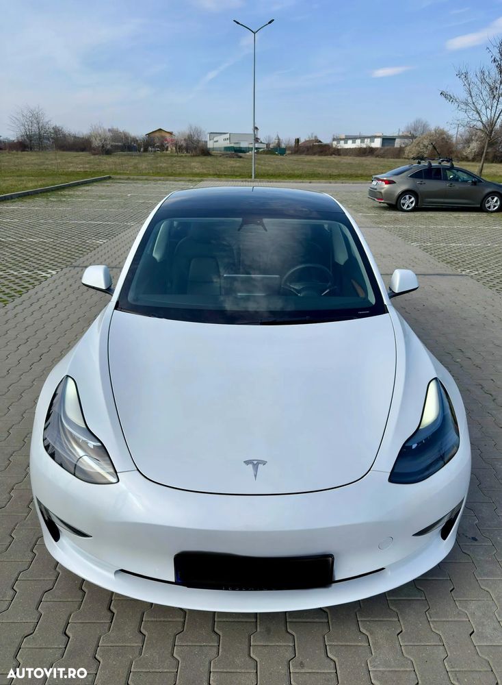 Tesla Model 3 Long Range - 2